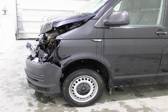 Volkswagen Transporter T6 picture 6