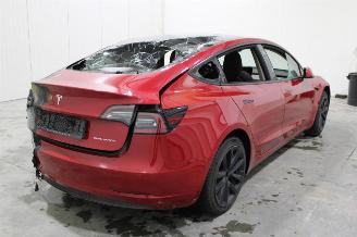 Tesla Model 3  picture 3