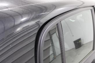 Peugeot 208  picture 20