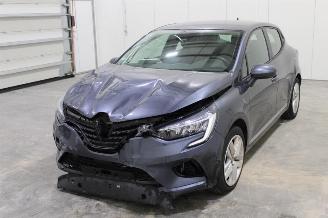 skadebil auto Renault Clio  2021/4