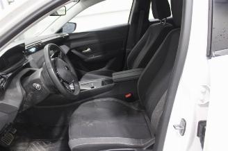 Peugeot 308  picture 10