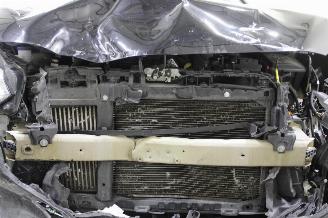 Peugeot 208  picture 17