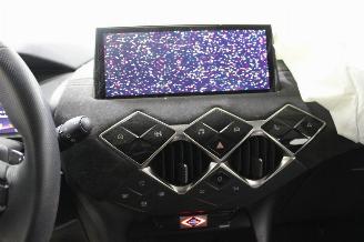 DS Automobiles DS 3 DS3 picture 14