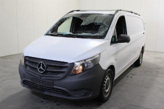 Autoverwertung Mercedes Vito  2021/7