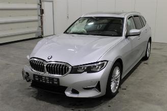 Uttjänta bilar auto BMW 3-serie 318 2021/6