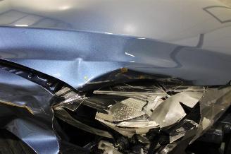 Mazda 2  picture 22