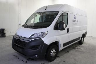 krockskadad bil auto Citroën Jumper  2022/5