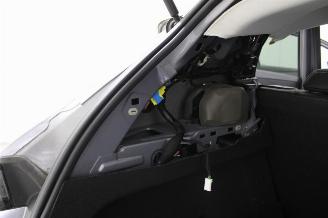 Peugeot 308  picture 16