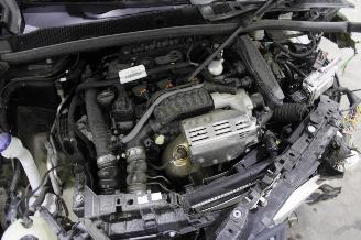 Peugeot 2008  picture 13