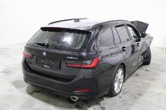 BMW 3-serie 320 picture 3