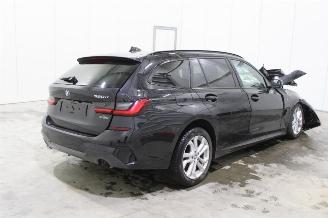 BMW 3-serie 320 picture 3