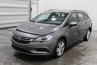 Uttjänta bilar auto Opel Astra  2018/11