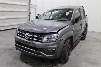 krockskadad bil auto Volkswagen Amarok  2019/6