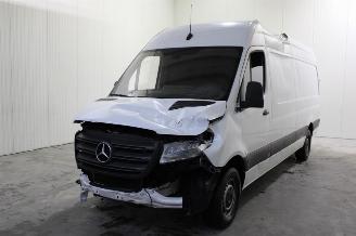Salvage car Mercedes Sprinter  2022/8