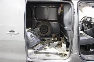Peugeot Expert IV picture 19