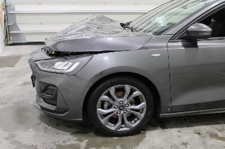 Ford Focus  picture 5