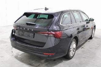 Skoda Octavia  picture 3