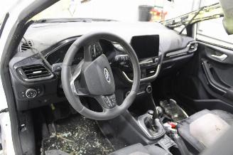Ford Fiesta  picture 11