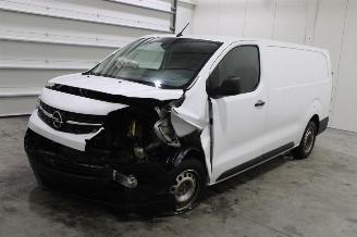 dommages fourgonnettes/vécules utilitaires Opel Vivaro  2024/4