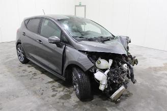 Ford Fiesta  picture 3