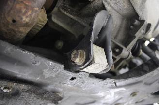Peugeot 208  picture 17