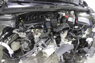 Peugeot 208  picture 15