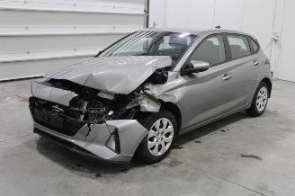 krockskadad bil auto Hyundai I-20 i20 2021/2