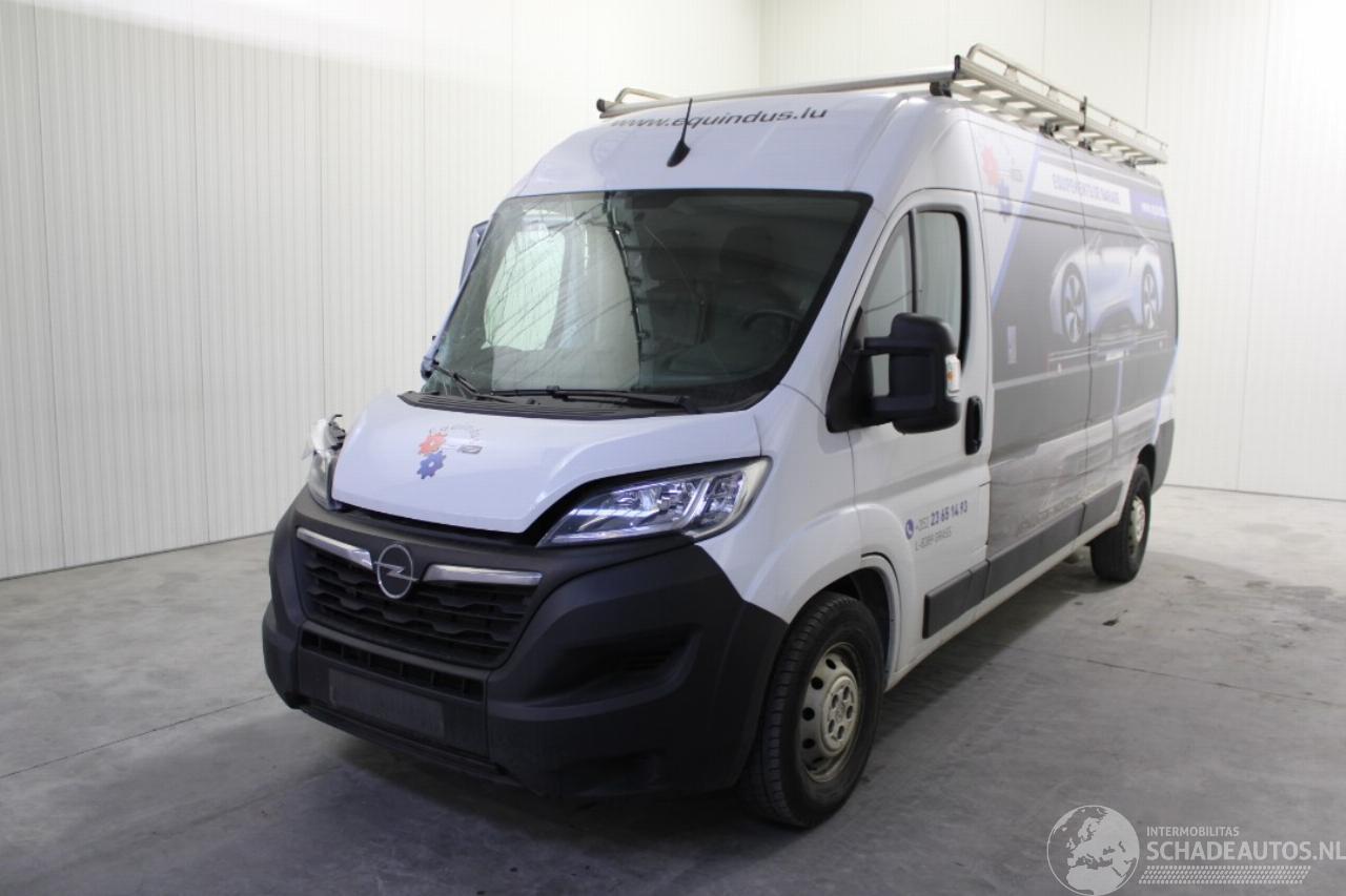 Opel Movano 