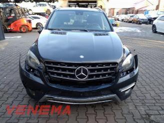 Dezmembrări autoturisme Mercedes ML ML III (166), SUV, 2011 / 2015 3.0 ML-350 BlueTEC V6 24V 4-Matic 2015/1