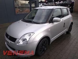 krockskadad bil auto Suzuki Swift Swift (ZA/ZC/ZD1/2/3/9), Hatchback, 2005 / 2015 1.3 VVT 16V 2008/5