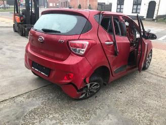 Vrakbiler auto Hyundai I-10 benzine - 1248cc 64kw 2017/1