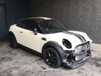 Uttjänta bilar auto Mini Cooper Mini Coupe (R58) 1600CC benzine 88KW 2015/1