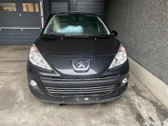 Uttjänta bilar auto Peugeot 207  2010/3