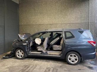 Ssang yong Rodius Rodius, MPV, 2005 2.2 SV 220 e-XDi 16V 4WD picture 3