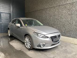Uttjänta bilar auto Mazda 3 (BM/BN) Hatchback 2013 / 2019 2.2 SkyActiv-D 150 16V Hatchback  Diesel 2.191cc 110kW (150pk) FWD 2013-09/2016-08 2014/8