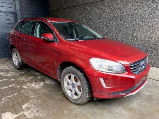 Vrakbiler auto Volvo Xc-60 XC60 (DZ) SUV 2.0 D3 20V SUV  Diesel 1.984cc 100kW (136pk) FWD 2013/9