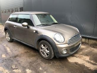 Coche siniestrado Mini One (R56) Hatchback 2006 / 2013 1.6 One D 16V Hatchback  Diesel 1.598cc 66kW (90pk) FWD 2012/1