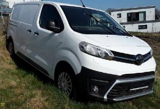 Uttjänta bilar auto Toyota ProAce Verso Bus 2021 2.0 D-4D 122 16V Bus  Diesel 1.997cc 90kW (122pk) FWD 2021/1