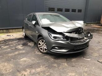 Opel Astra  picture 1