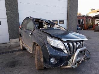 Salvage car Toyota Landcruiser  2015/6