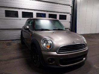 Sloopauto Mini One Mini (R56), Hatchback, 2006 / 2013 1.6 One D 16V 2013/5