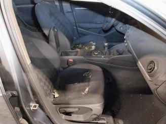 Audi A3 A3 Sportback (8VA/8VF), Hatchback 5-drs, 2012 / 2020 1.6 TDI Ultra 16V picture 12