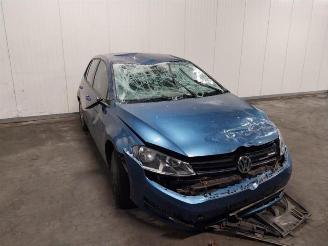 krockskadad bil auto Volkswagen Golf Golf VII (AUA), Hatchback, 2012 / 2021 1.6 TDI 16V 2014/3