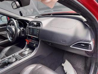 Jaguar XE XE, Sedan, 2015 2.0d 180 16V picture 15