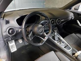 Audi TT  picture 15