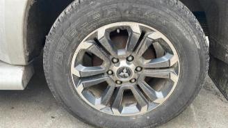 Mitsubishi L-200 L-200, Pick-up, 2014 2.2 DI-D 4WD picture 15