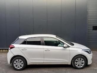 Hyundai I-20 i20 (GBB), Hatchback, 2014 / 2020 1.1 CRDi VGT 12V picture 8