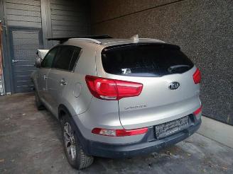 Vrakbiler auto Kia Sportage Sportage (SL), Terreinwagen, 2010 / 2016 1.7 CRDi 16V 4x2 2016/3