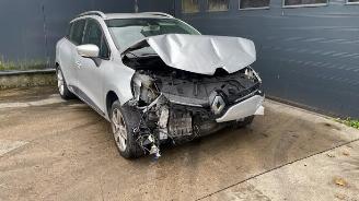 Vrakbiler auto Renault Clio Clio IV Estate/Grandtour (7R), Combi 5-drs, 2012 / 2021 1.5 Energy dCi 90 FAP 2013/10