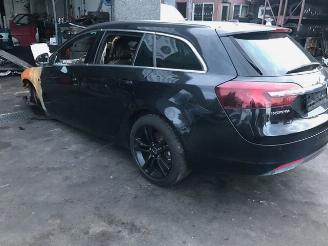 Opel Insignia 2000cc - diesel - 6vit picture 3